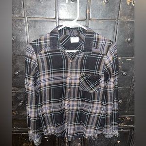 RVCA women’s flannel, comfy and in great condition